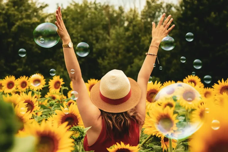 5 perfumes que ficam incríveis no calor?