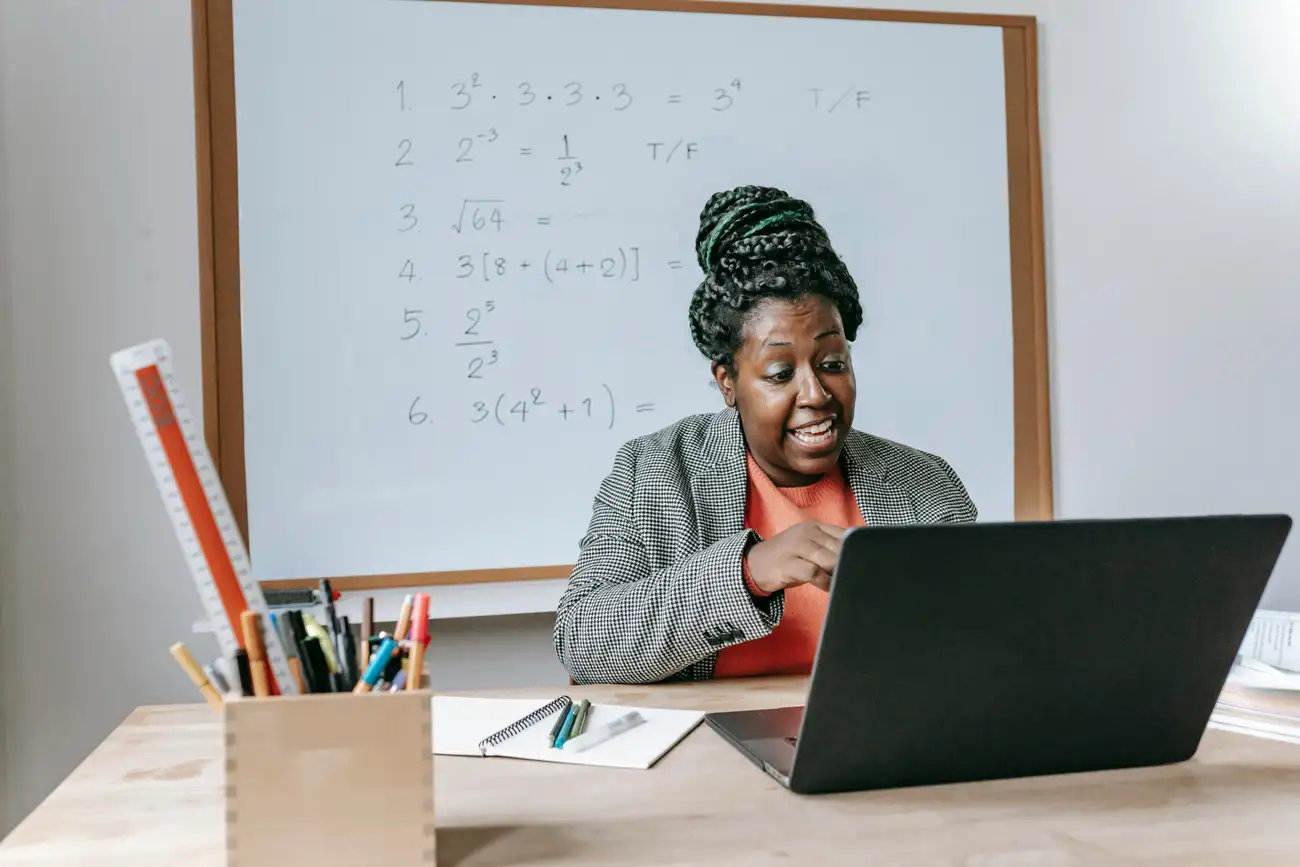 Como Aprender Matemática Online sem Perder o Fio da Meada?