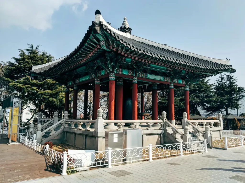 Como brasileiros podem estudar de graça na Coreia do Sul?