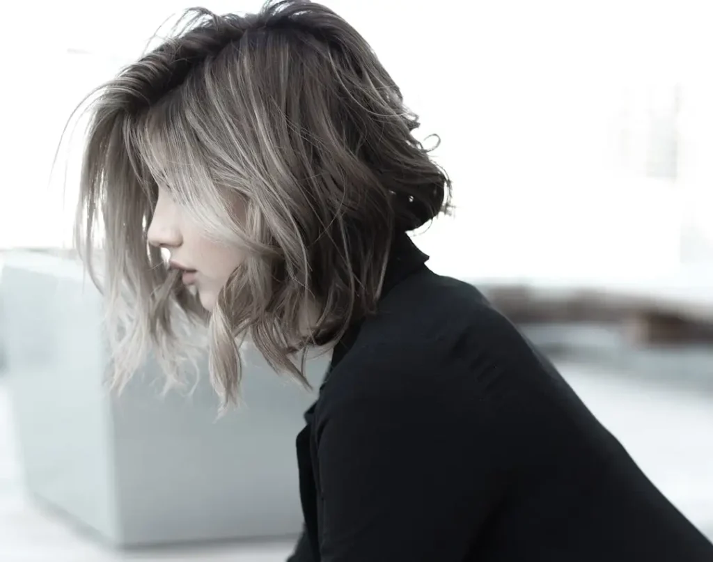 Como cuidar do cabelo descolorido sem danificá-lo?