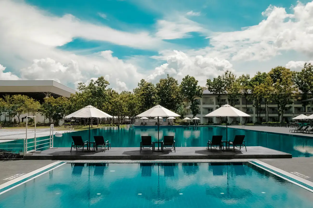 É Possível Criar uma Área De Lazer Com Piscina E Churrasqueira em Casa?