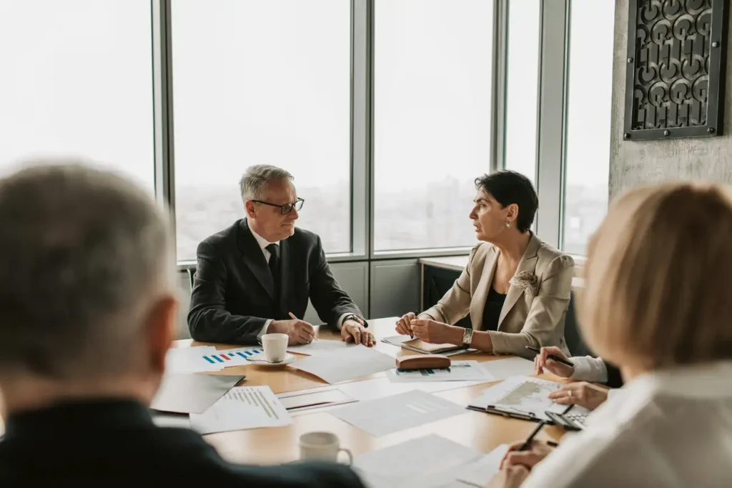 Quais regras da empresa estão enlouquecendo você?