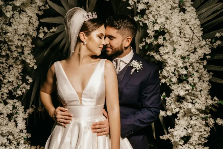 Quais são os brincos certos para seu casamento?