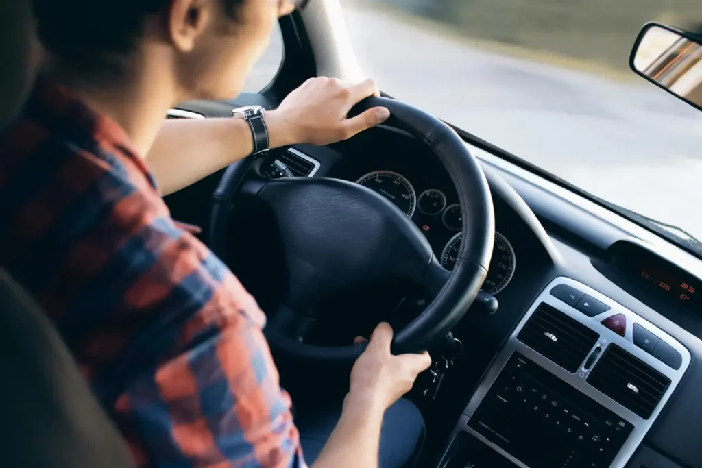 Qual é o Segredo por Trás do Assento de Elevação para Auto?