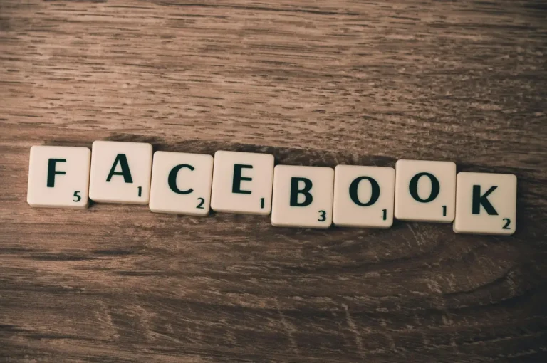 Quantos brasileiros conseguiram emprego pelas redes sociais?
