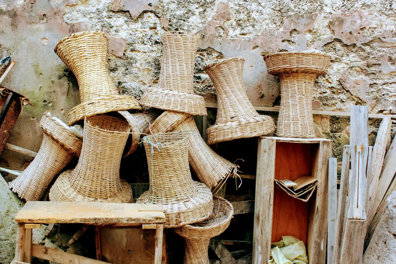 Como Decorar com Cestas de Vime de Maneira Criativa?