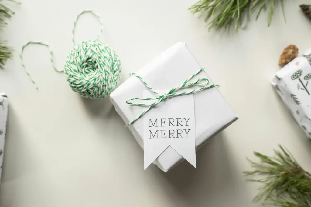 Como criar cartões de Natal personalizados para presentear amigos?