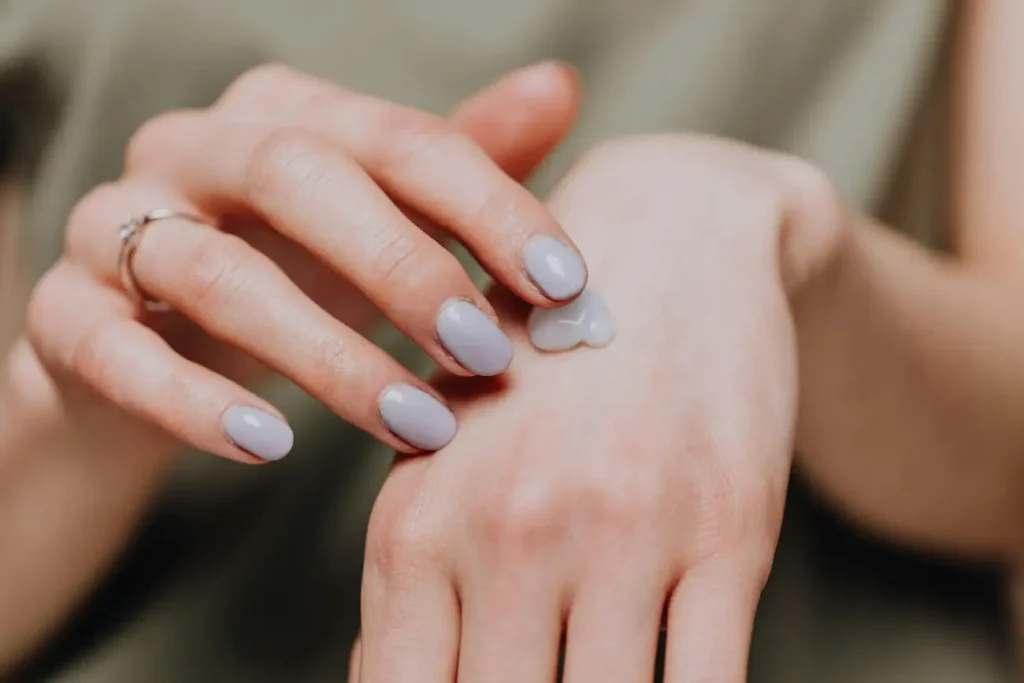 Como cuidar das unhas para evitar problemas de saúde?