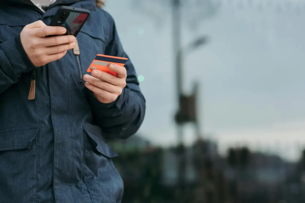Como encontrar roupa Lilica Ripilica online mais barata?