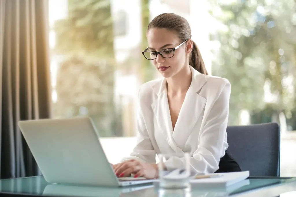 É Seguro Comprar Móveis Usados Online?