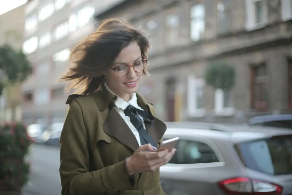 O que é um Primer facial e como ele pode revolucionar sua rotina de beleza?
