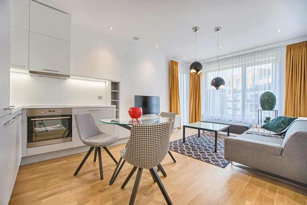 Quais Cortinas São Ideais para uma Sala de Estar Moderna?