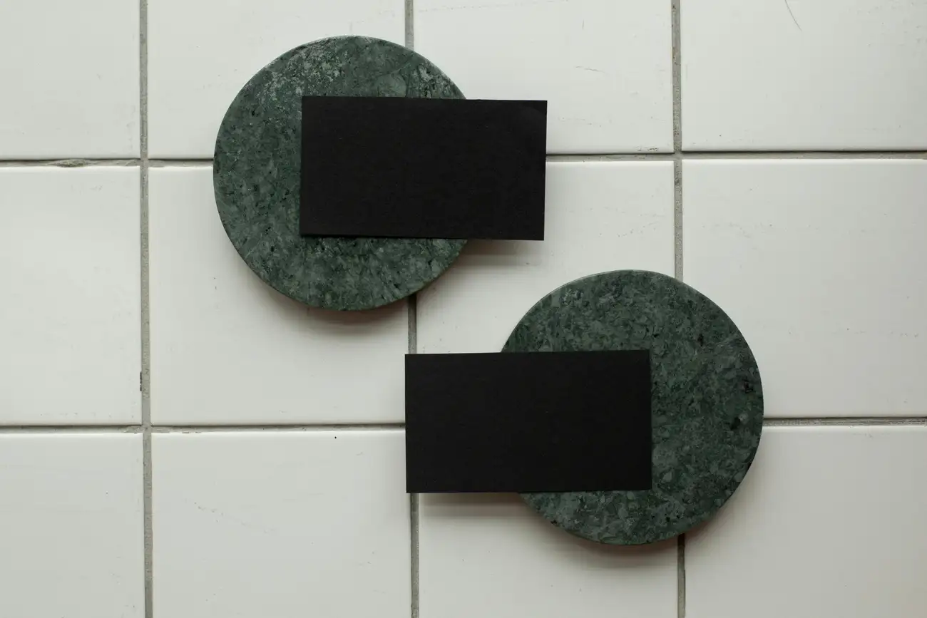 Quais são as cores de pisos e azulejos mais em voga?