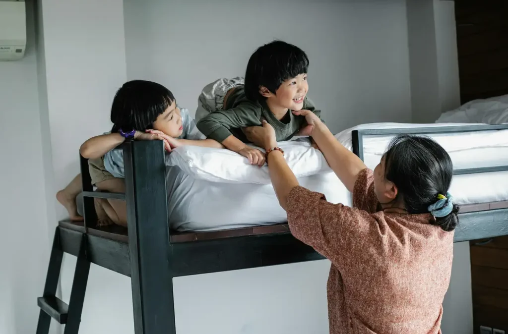 Quais são os Melhores Modelos de Camas Beliche para Quarto Masculino?