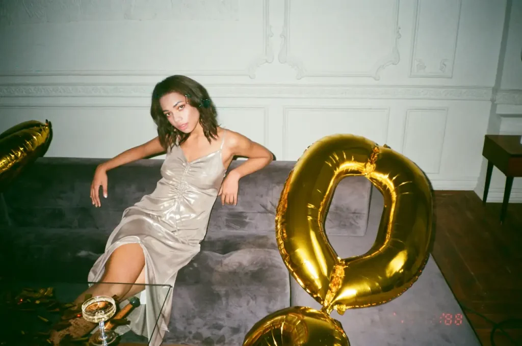 Que looks escolher para brilhar na noite de Ano Novo?