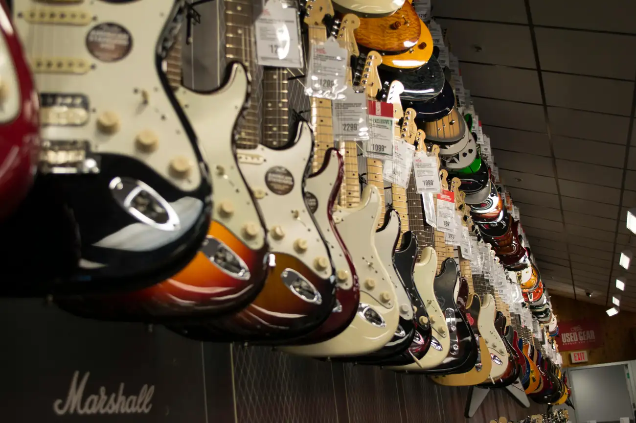 Você Já Sabia Tocar Guitarra Elétrica de Graça em Itu/SP?