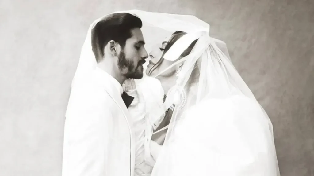 Sabrina Sato compartilha fotos do casamento com Nicolas Prattes e recebe homenagem da mãe