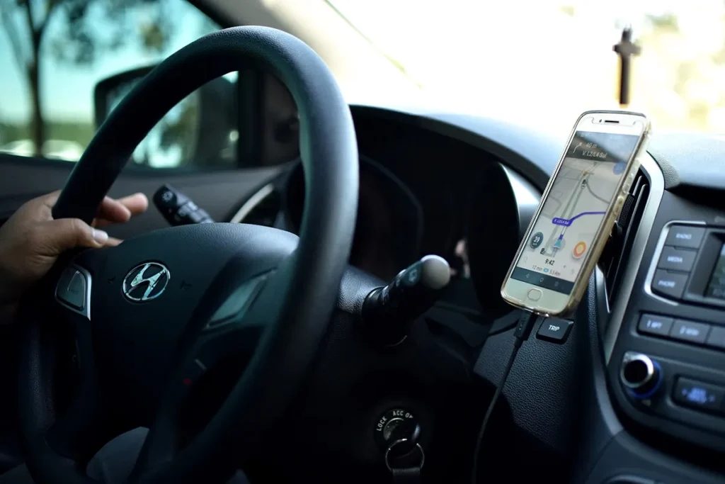 “Uberização”: STF inicia audiência sobre vínculo de motoristas e apps